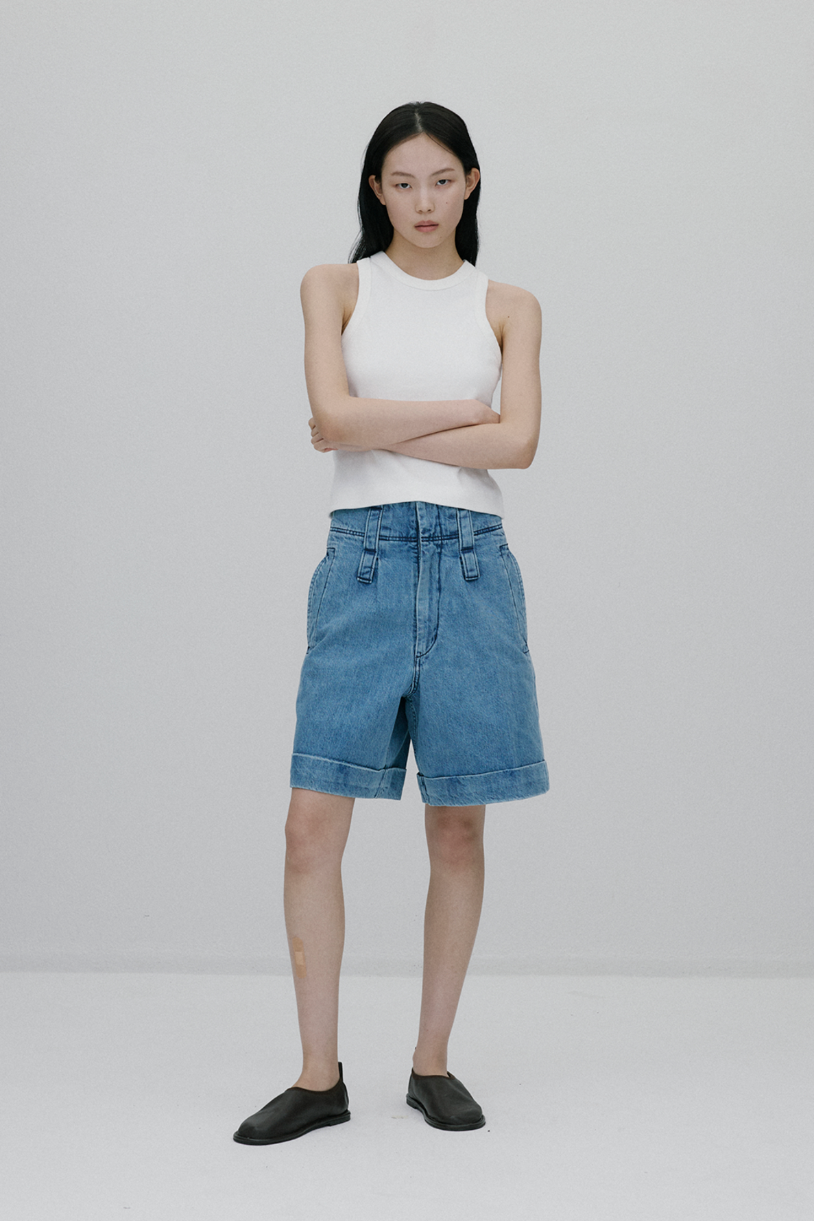high rise turn up shorts