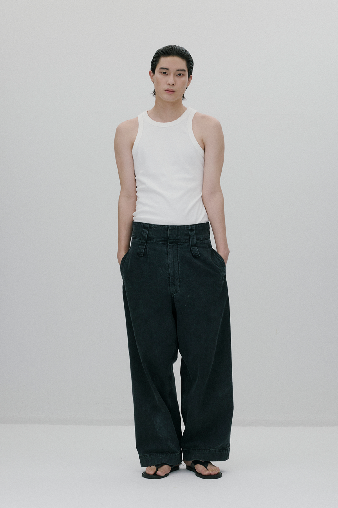 SARANGURANG sleeveless