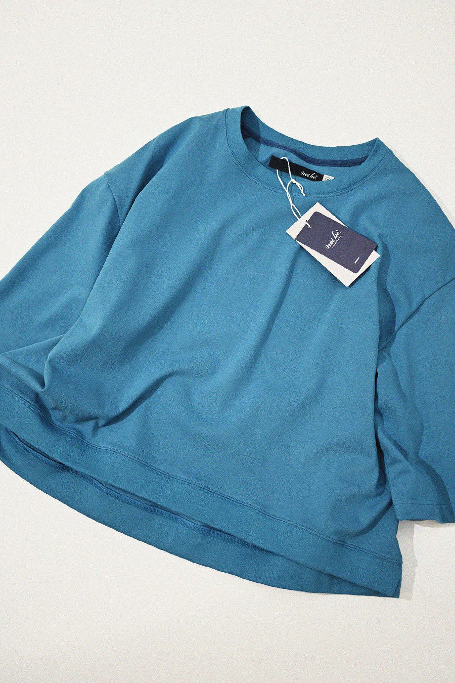 Sleeve Crop Cut-Sew — The Blue