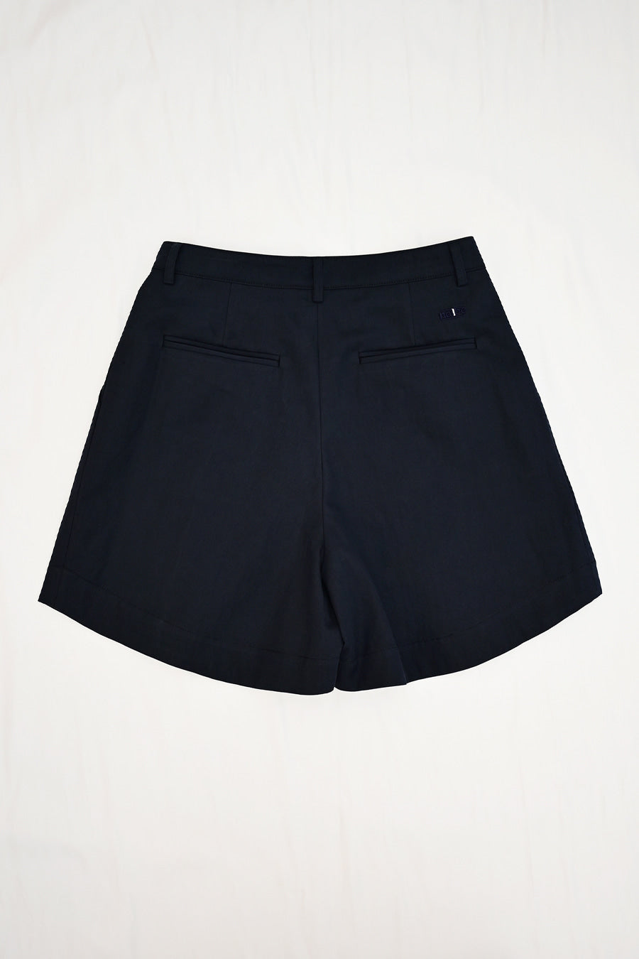 Trench Twill Bermuda Tailored Pants — Navy Blazer