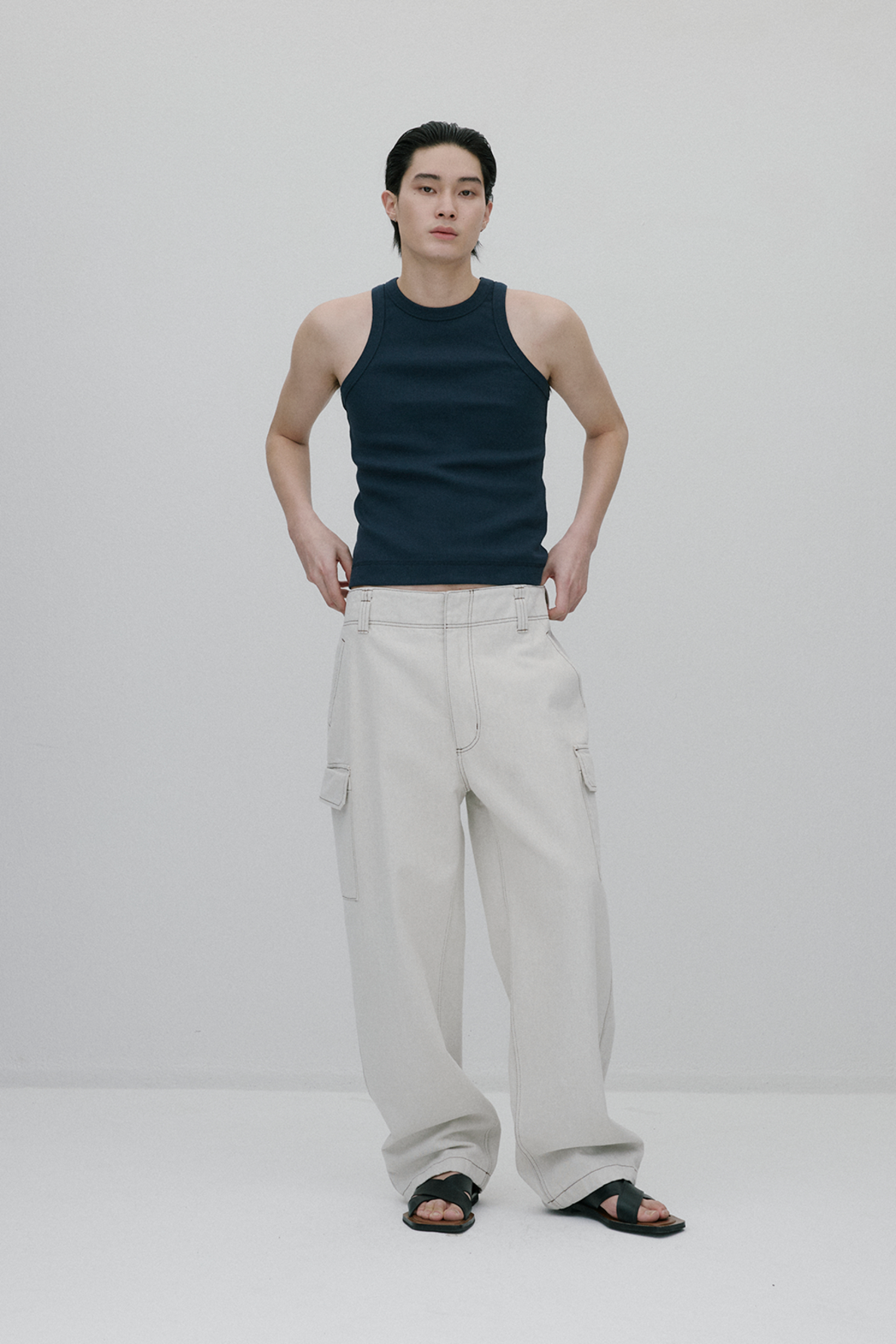 SARANGURANG sleeveless